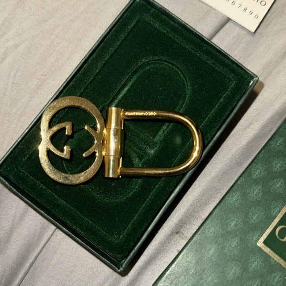 Authentic Gucci key ring Key holder Interlocking Gold Woman unisex - Picture 2 of 2